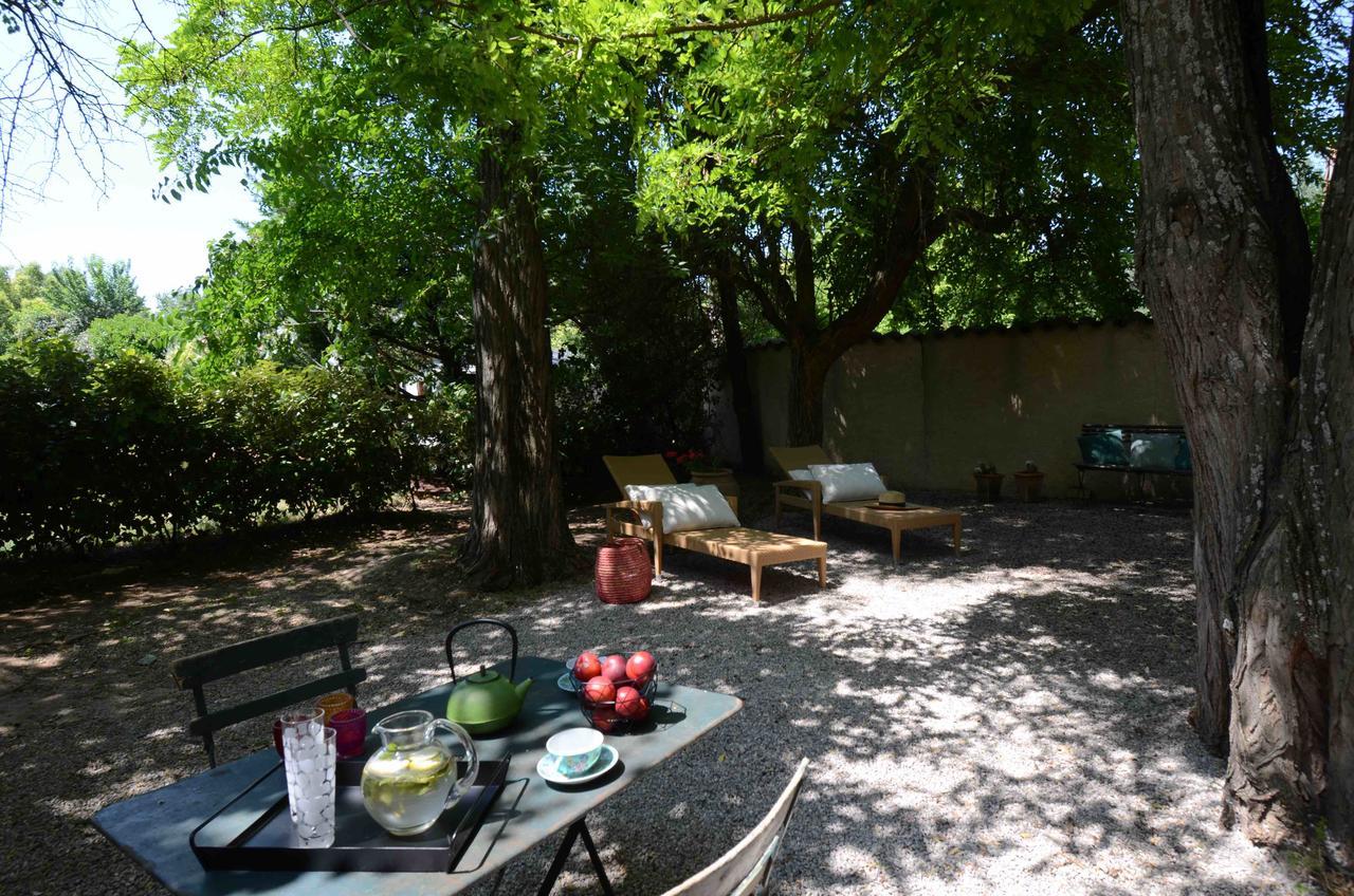 Bed and Breakfast Domaine Shambala à Velaux Extérieur photo