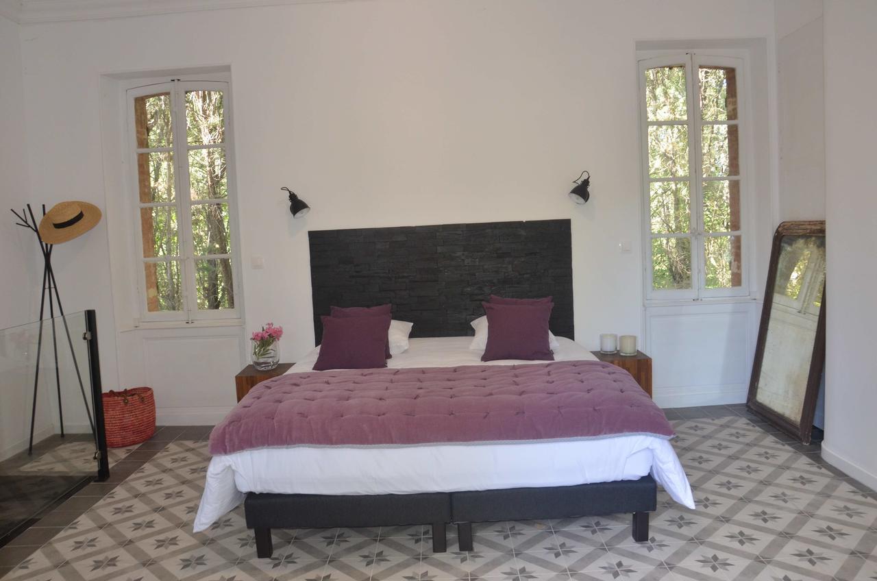 Bed and Breakfast Domaine Shambala à Velaux Extérieur photo