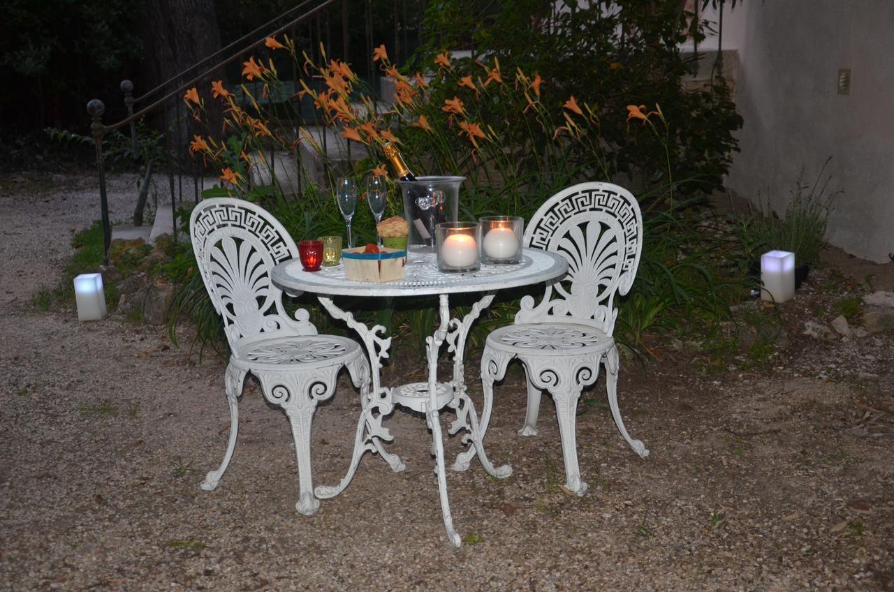 Bed and Breakfast Domaine Shambala à Velaux Extérieur photo